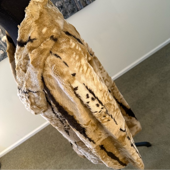 Vintage Women's 16 Faux Short Hair Fur Teddy Jacket Unique - Picture 11 of 16